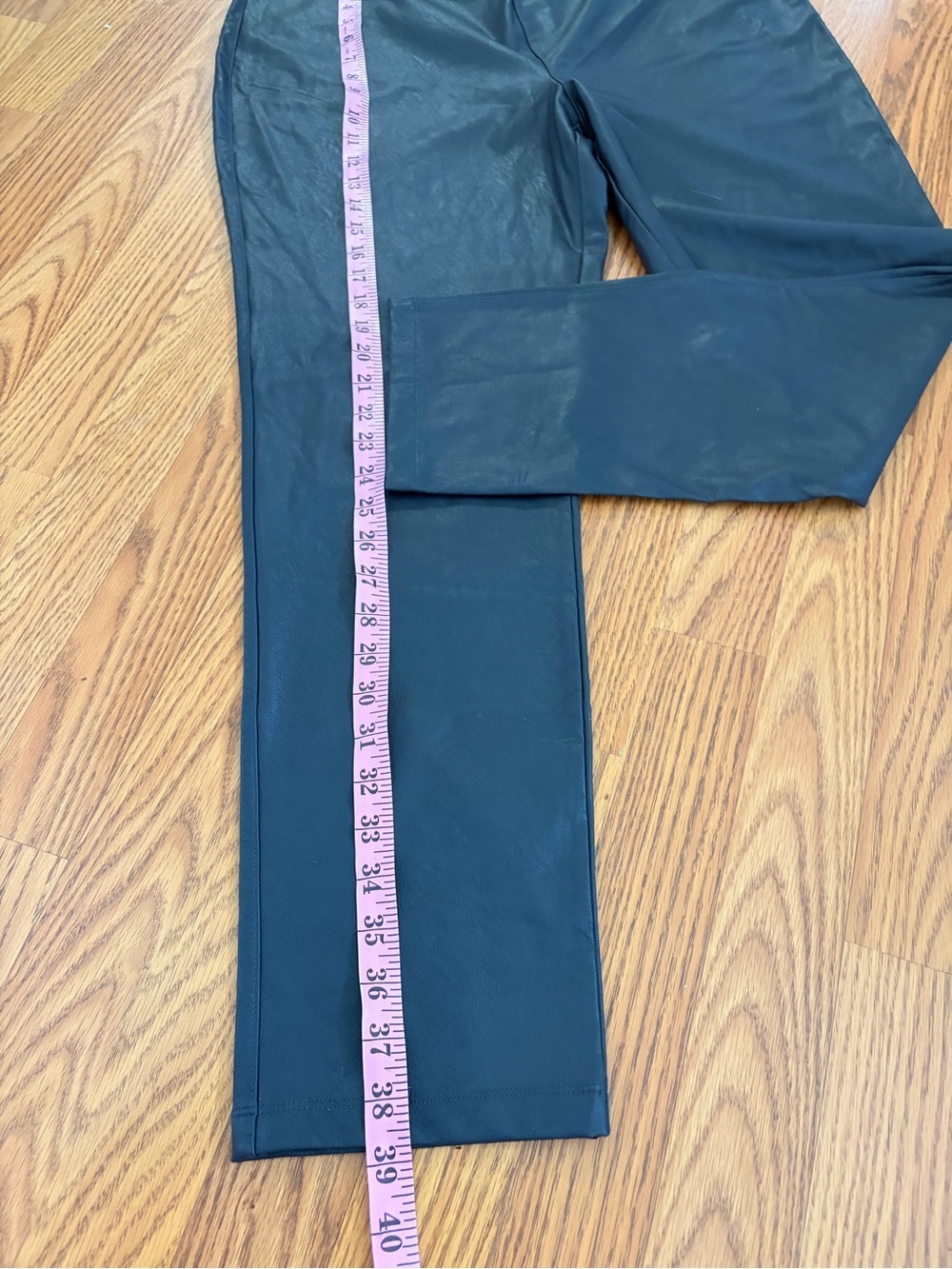 dennis basso Black Faux Leather Skinny Pants Size L - Picture 6 of 9